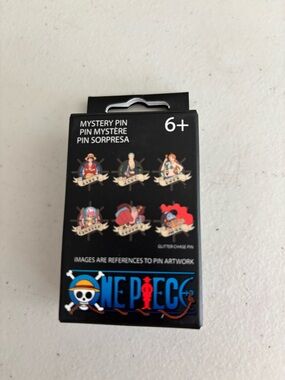 Onepiece  Mystery Pin box Loungfly